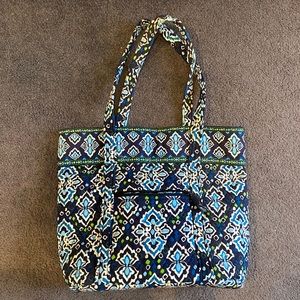 Vera Bradley tote bag